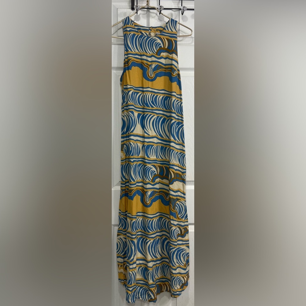 Manuhealii dress